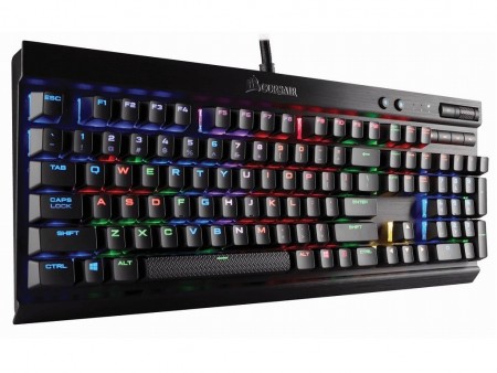 発光がダイナミックに進化。Cherry MX RGB採用キーボード、CORSAIR「K70 LUX RGB」今月発売