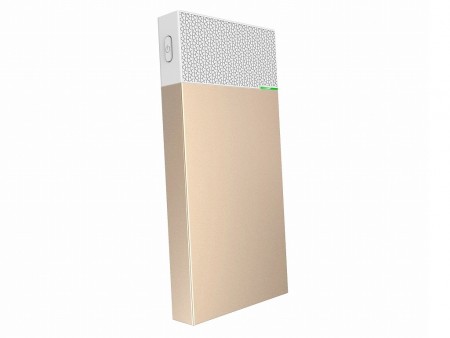 給電も充電もケーブル1本。Lightning＆microUSBの入出力ポートを備えたモバイルバッテリー