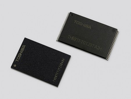 東芝とWD、世界初の64層3D NANDフラッシュ「BiCS FLASH」の開発に成功