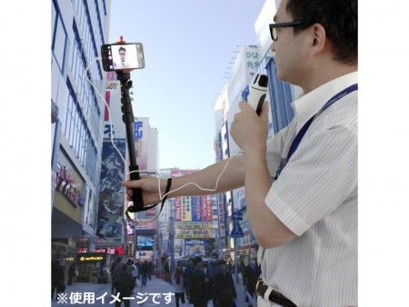 動画撮影の音声入力にも使えるUSB接続のスマホ用マイク、上海問屋「USB充電 スマホ用マイク」