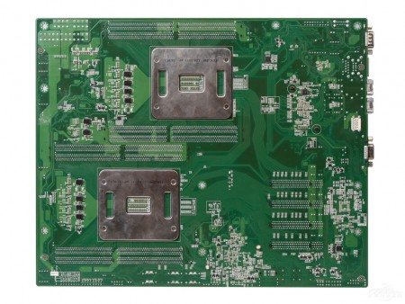 NVMe SSDに対応するデュアルXeonマザーボード、GIADA「N50D-FN」