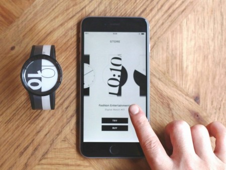 ワンタッチで自在にデザインチェンジ。フレキシブル電子ペーパー採用のスマート腕時計、ソニー「FES Watch U」が発売