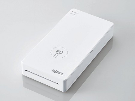 スマホの画像をラミ加工してプリントアウトする、エレコムのモバイルプリンター「eprie」