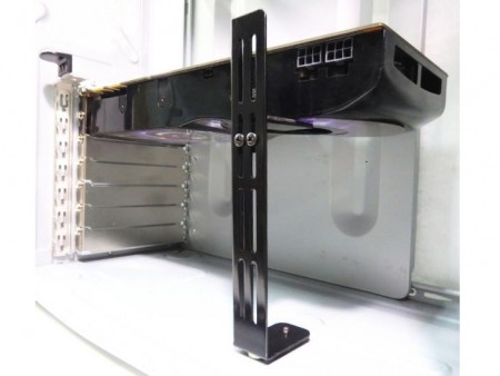 重量級VGAのゆがみを防ぐ、マグネット固定式VGAサポーター2種が長尾製作所から