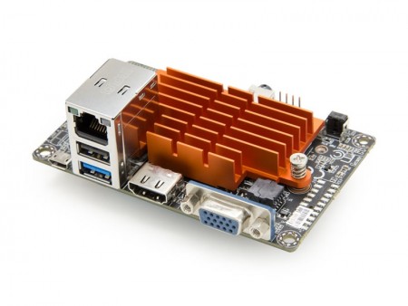 完全ファンレス駆動に対応。初代ECS「LIVA」がWindows 10モデルで復活