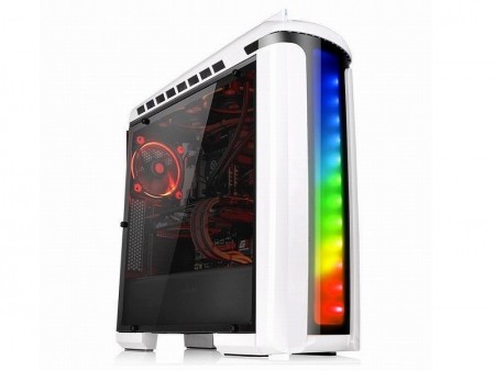 近未来風デザインにゴージャスな七色LED搭載、Ttのド派手ミドルタワー「Versa C22 RGB Snow Edition」