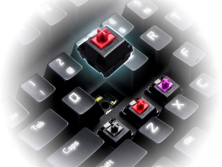 3種のキースイッチを自由に換装できる、モジュラー式のフルカスタムキーボード「DeFiant」が発売決定
