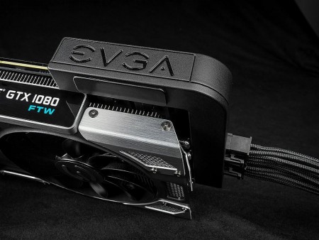 ウインドウ仕様ケースに最適。グラフィックス電源位置を変える、EVGAの技あり変換アダプタ「EVGA PowerLink」