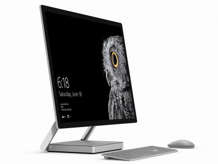 イラストが描けるペン入力の4.5K液晶採用。Microsoft、クリエイティブな新境地の一体型PC 「Surface Studio」