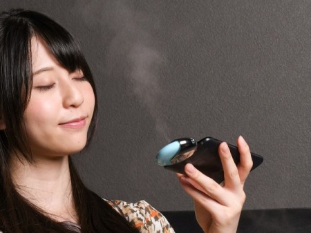 スマホで使えるハンディミストにUSB給電のアロマ加湿器、上海問屋から潤う2つのアイテム発売