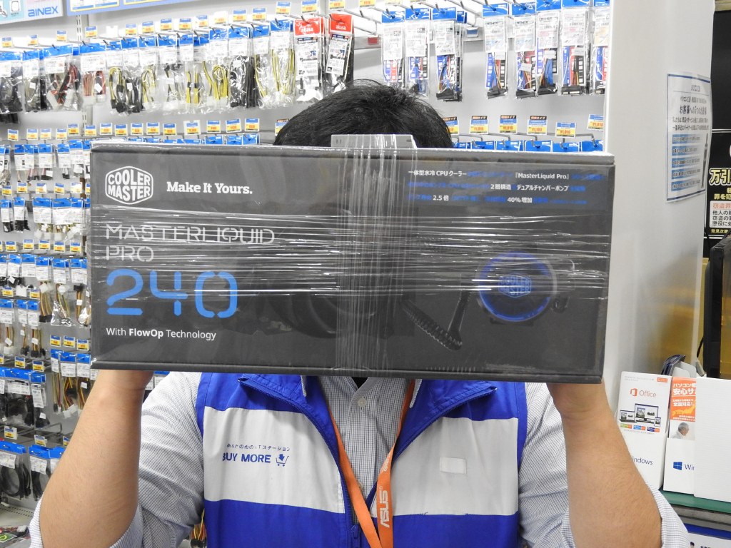 パソコン工房秋葉原BUYMORE店の高瀬さん