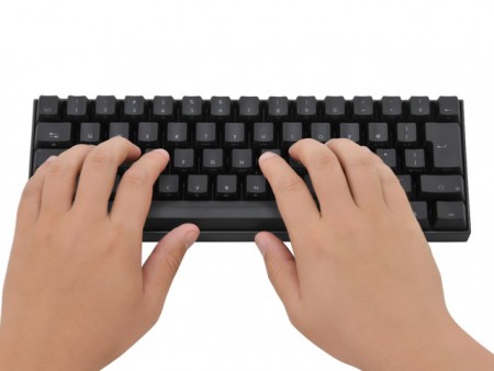 センチュリー Cherry Mxキー採用のバックライト付き63キー Black Queen シリーズ エルミタージュ秋葉原