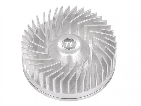 Thermaltake Engine 27 がかなり気になる エルミタージュ秋葉原