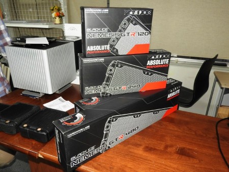 水冷PC用Black Ice Nemesis 480mmラジエーター　マッド 水冷PC用Black Ice Nemesis 480mmラジエーター マッド 水冷PC用