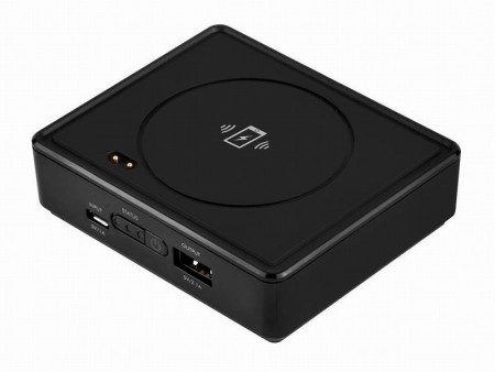 外出先でも“置くだけ充電”できる、SilverStoneのQi対応モバイルバッテリー「SST-QIB052」今週発売