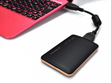 重量わずか25gの超軽量USB3.1ポータブルSSD、グリーンハウス「GH-SSDU3B」シリーズ