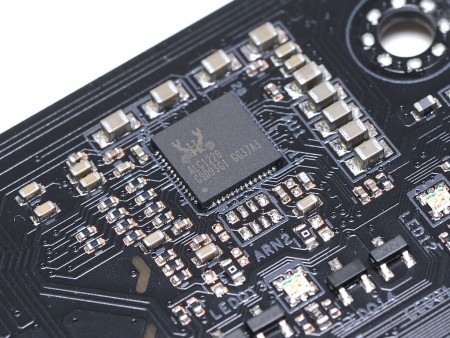 ハイエンド匹敵のポテンシャルが魅力 Kabylake世代の新アッパーミドルasrock Z270 Gaming K6 エルミタージュ秋葉原