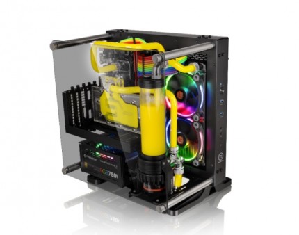 Mini-ITX対応のオープンフレームケース、Thermaltake「Core P1 TG」国内発売決定
