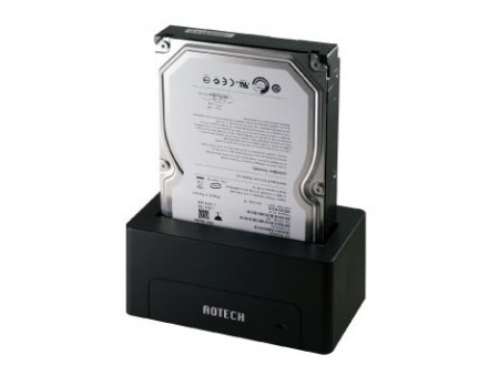 アオテック、2.5/3.5インチ両対応のストレージスタンド「AOK-ONESHOT-U3S」など2種