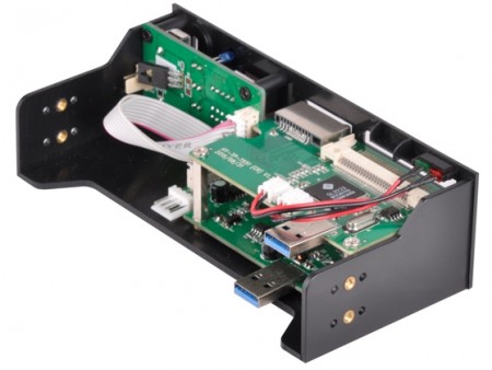 USB出力が確認できる5.25インチベイ向け多機能パネル、SilverStone「SST-FP59」