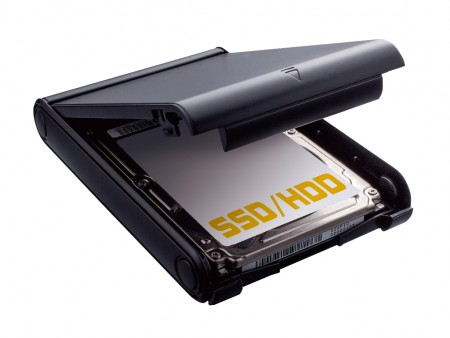 わずか2ステップで組み立て完了。USB3.0対応の2.5インチHDD/SSDケースが玄人志向から