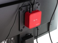 マウス、「一太郎2017」発売記念コラボの手のひらサイズ極小パソコン