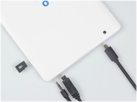 税込8,980円の7.9インチAndroid 6.0タブレットがBLUEDOTから発売