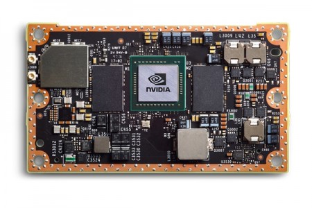 NVIDIA、Pascalアーキテクチャ採用のカードサイズスパコン「Jetson TX2」発表