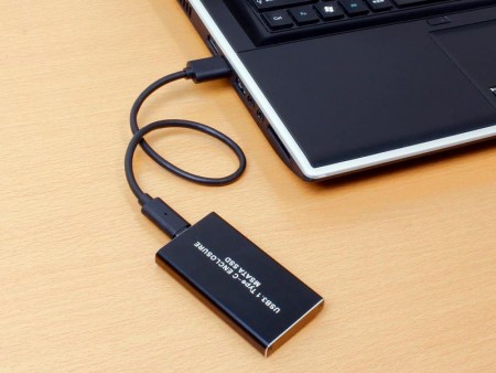 上海問屋、mSATA SSDを超小型ポータブルSSDにできるUSB3.1 Type-Cケース発売