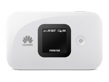 スマホへの給電もできる、大容量バッテリ内蔵モバイルWi-Fiルーター「HUAWEI Mobile WiFi E5577」