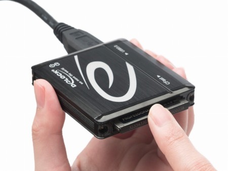 RAW画像や4K映像を高速転送できる、CFast専用カードリーダーがサンワダイレクトから発売開始