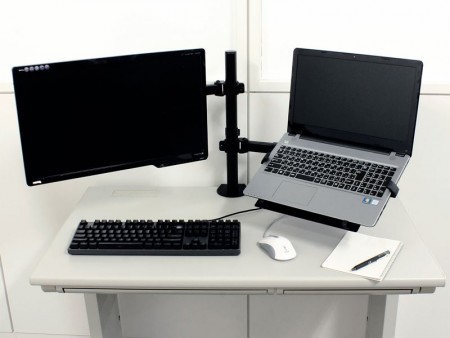 液晶ディスプレイとノートPCを搭載できる、安価なデュアルアームが上海問屋から