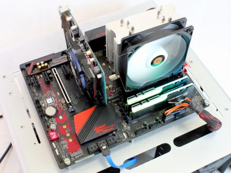 Ryzenの魅力を引き出すミドルレンジゲーミングマザー Asrock Fatal1ty X370 Gaming K4 エルミタージュ秋葉原