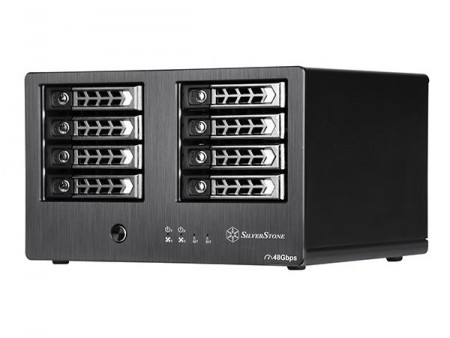 2.5インチドライブを8台接続できるSASストレージケース、SilverStone「TS821S」