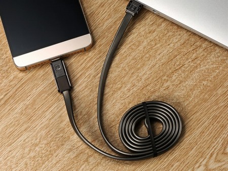 1本でType-C・Lightning・microUSBに対応。3-in-1仕様の頑丈な充電ケーブル、REMAX「GPLEX」