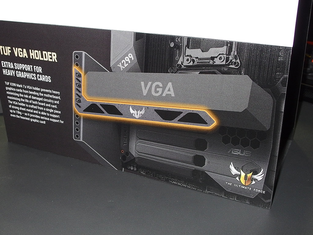 VGA HOLDER」は突っ張らないタイプ エルミタージュ秋葉原