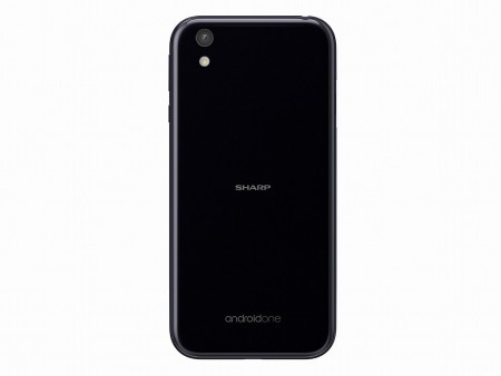 FeliCa・防水対応で4日間超の電池持ち。Android Oneスマホの高性能機「X1」が6月に発売