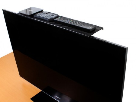 上海問屋、耐荷重6kgの「液晶モニター・テレビ固定用 小物収納トレイ 60cm」発売中
