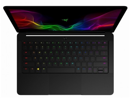 Razer、13.3インチIGZO液晶採用の新型「Razer Blade Stealth」発売