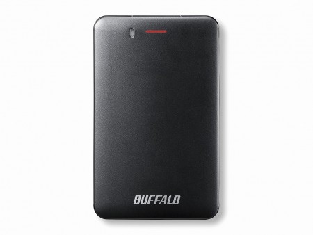 名刺より小さい、最小・最軽量クラスのポータブルSSD「SSD-PMU3A」がバッファローから