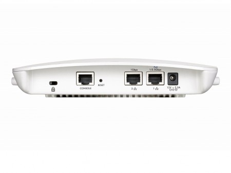 ネットギア、2.5Gbps有線LAN対応のIEEE 802.11ac無線LANアクセスポイント「WAC740」