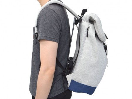 バックパックに後付けできる、サンコー「リュック取付型 背中冷却ファン」税込2,980円