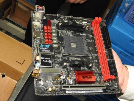 Ryzen対応のMini-ITXマザーボード第2弾。ASRock「Gaming-ITX/ac