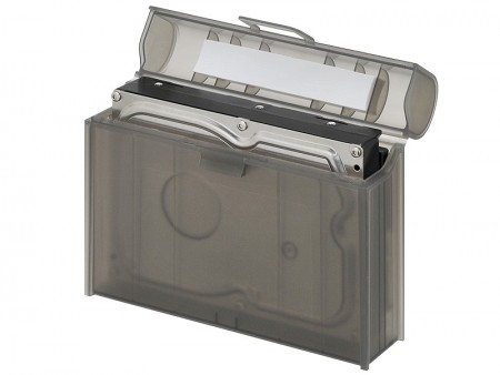 3.5インチなら1台、2.5インチなら4台収納できるSSD/HDD保管ケース、センチュリー「裸族の書庫」