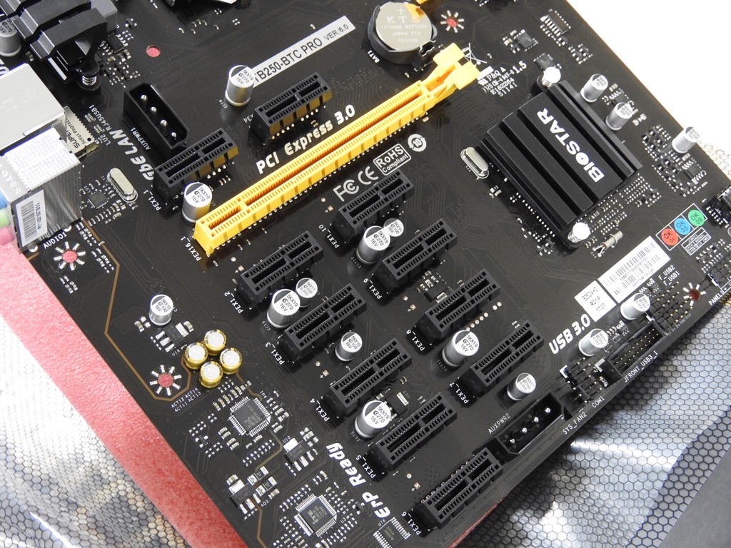 VGAを12枚搭載できる、マイニング向けB250マザーボード「TB250-BTC PRO」BIOSTARから発売 - エルミタージュ秋葉原 VGAを12枚搭載できる、マイニング向けB250マザーボード「TB250-BTC PRO」BIOSTARから発売 - エルミタージュ秋葉原