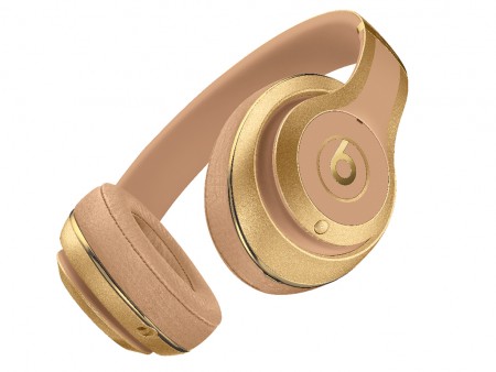 Apple Japan、BalmainとコラボしたBeats Studio Wirelessオーバーイヤーヘッドフォンなど