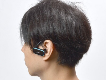 サンコー、”泳ぎながら音楽が聴ける”完全防水のヘッドフォン一体型MP3プレイヤー