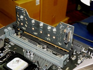ROG_MAXIMUS_IX_APEX_akiba_1024x768f