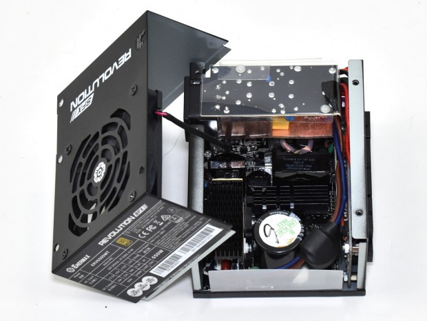 片手に収まるATX電源”として使える、ENERMAX「Revolution SFX」の実力