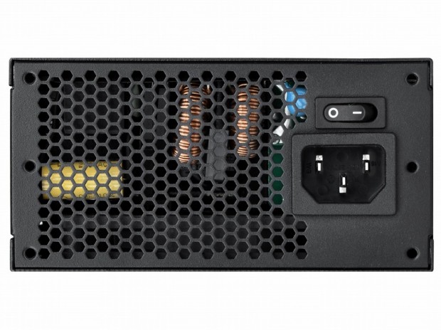 SilverStone、最大容量650WのGOLD認証フルモジュラーSFX電源「SX-G」シリーズ